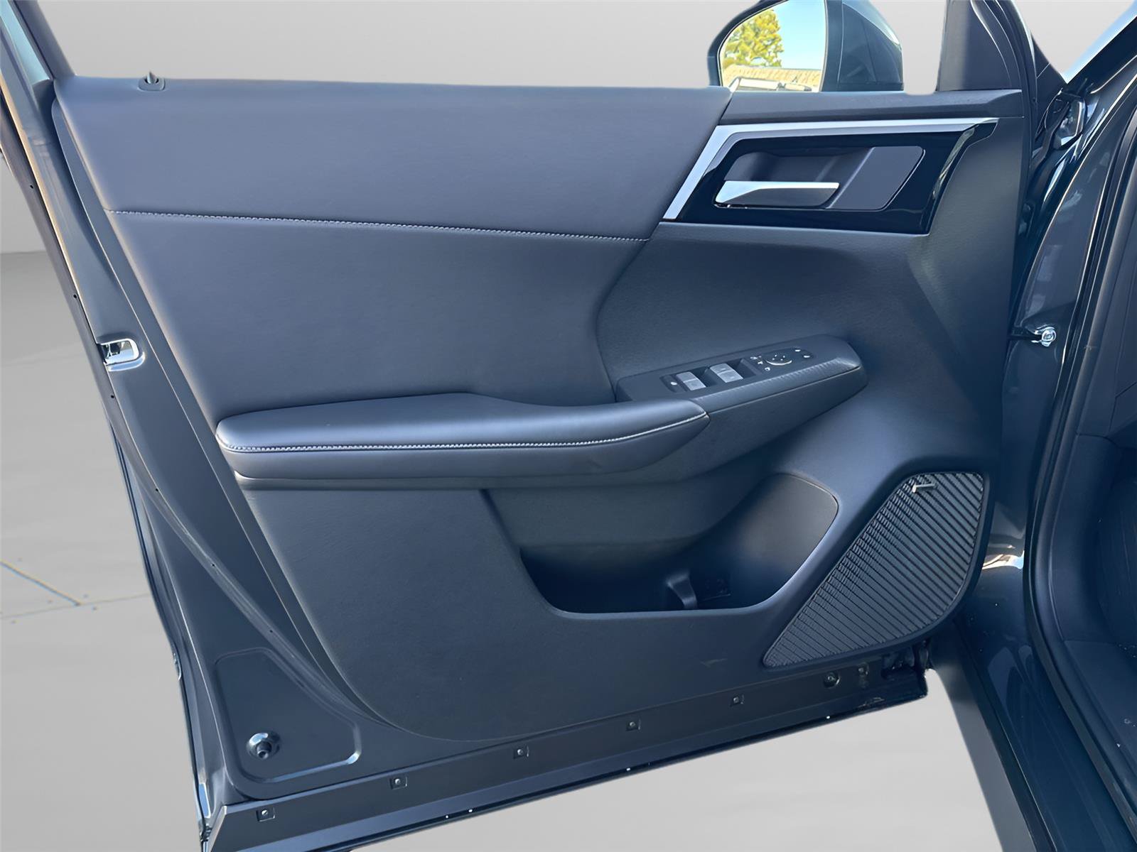 New 2026 Mitsubishi Outlander SE FWD image 30