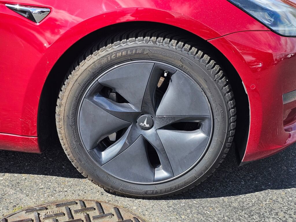 Used 2019 Tesla Model 3 Long Range image 9