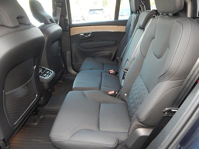 New 2026 Volvo XC90 B6 Plus w/ Protection Package image 13