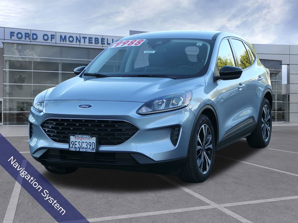 Used 2022 Ford Escape SE w/ SE Sport Appearance Package image 8