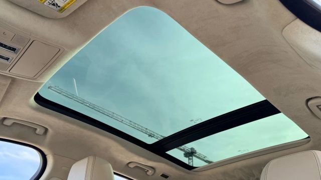 Used 2019 Jaguar F-PACE Prestige image 43