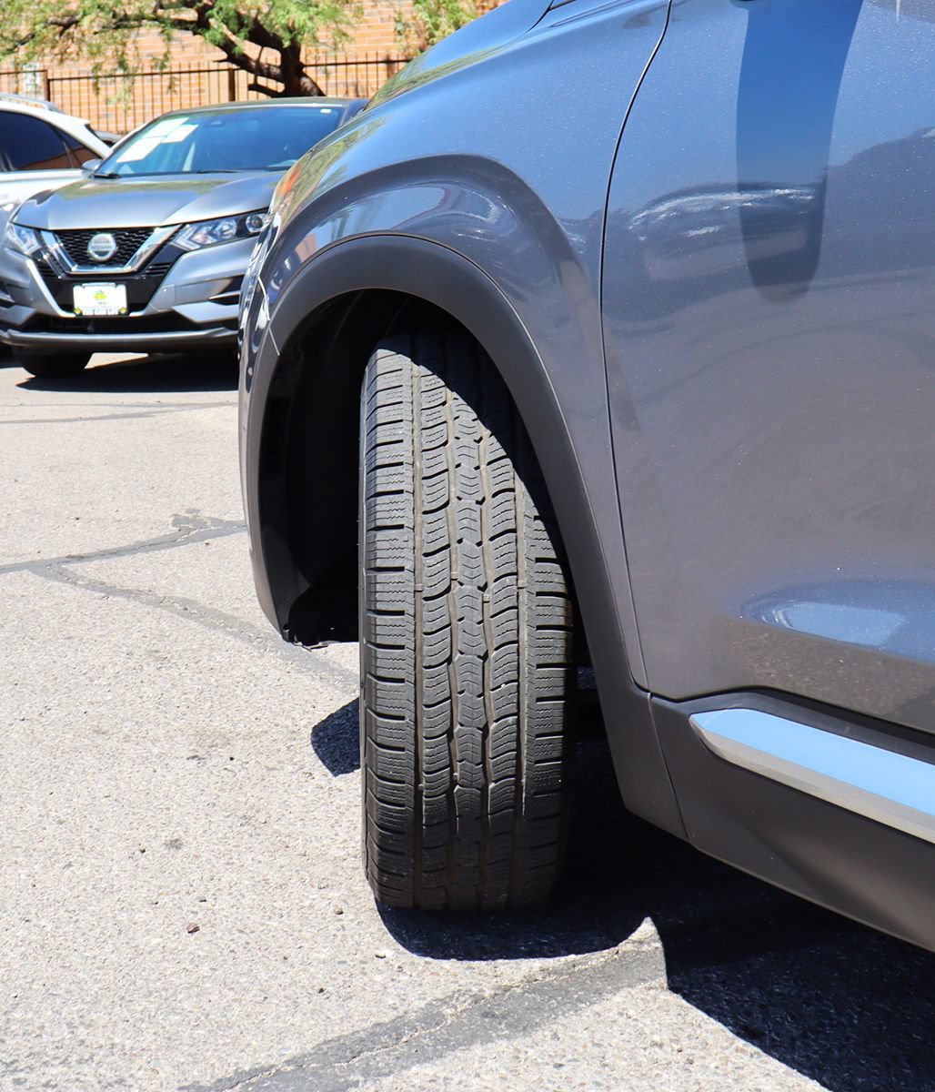 Used 2019 Hyundai Santa Fe SE AWD/4WD image 6