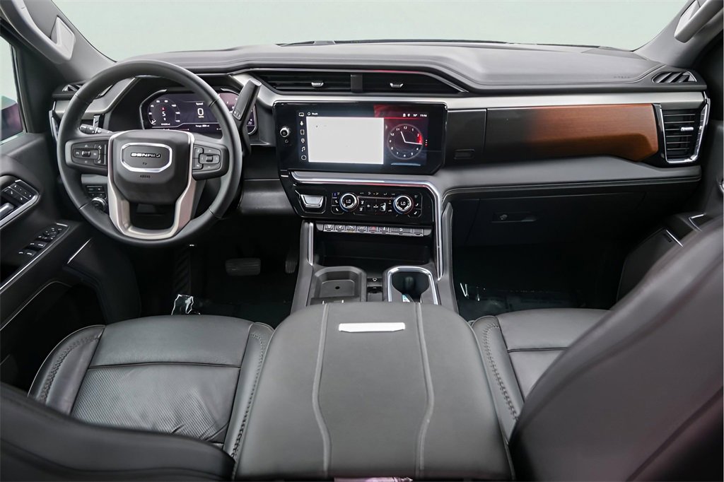 Certified 2025 GMC Sierra 2500 Denali w/ Denali Reserve Package image 28