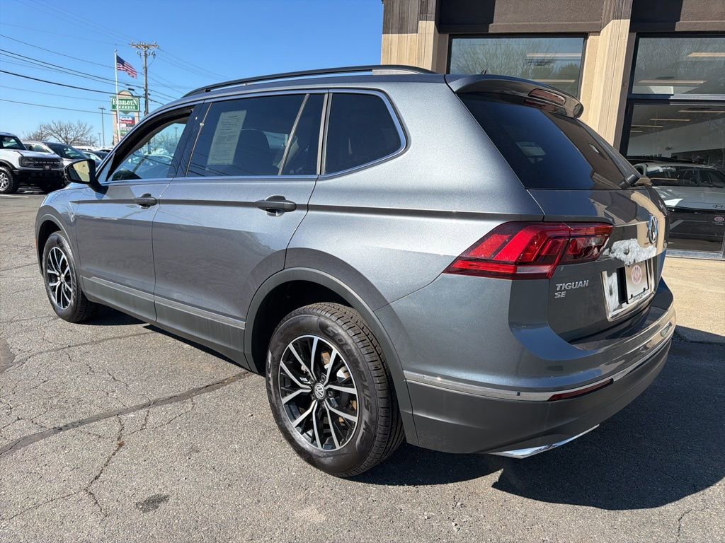 Used 2021 Volkswagen Tiguan SE w/ Panoramic Sunroof Package AWD/4WD image 7