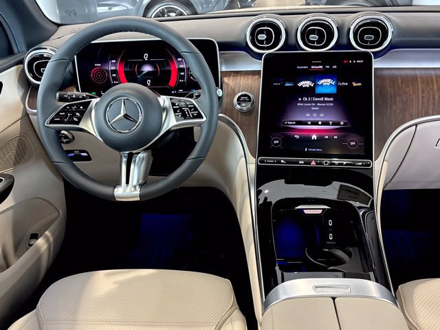 Certified 2026 Mercedes-Benz GLC 300 4MATIC image 24