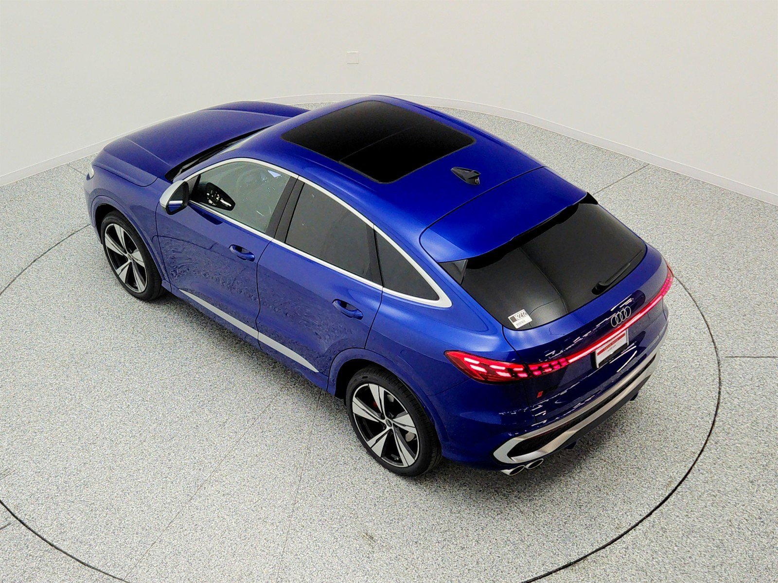 New 2026 Audi SQ5 Premium Plus AWD/4WD image 22