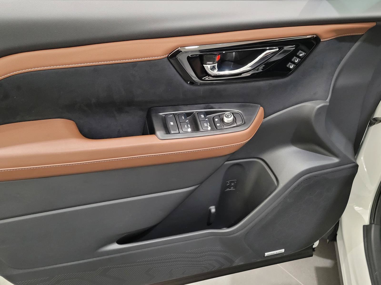 New 2026 Subaru Forester Touring AWD/4WD image 4
