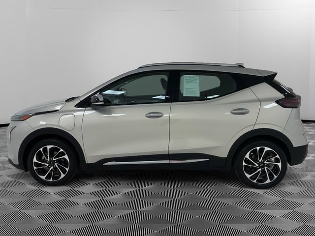 Certified 2022 Chevrolet Bolt EUV Premier FWD image 2