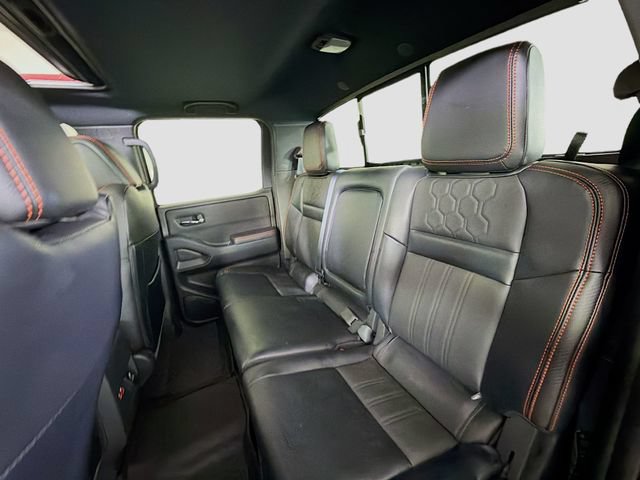 Used 2023 Nissan Frontier PRO-4X w/ Pro-4X Premium Package AWD/4WD image 24