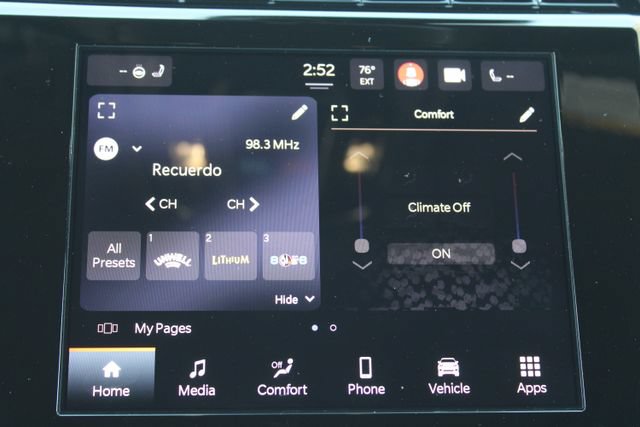 Used 2023 Jeep Grand Cherokee L Laredo AWD/4WD image 27