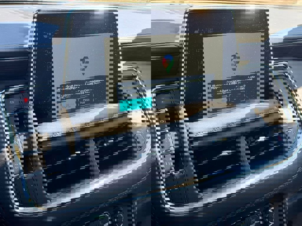 Used 2024 Chevrolet Suburban LT image 33