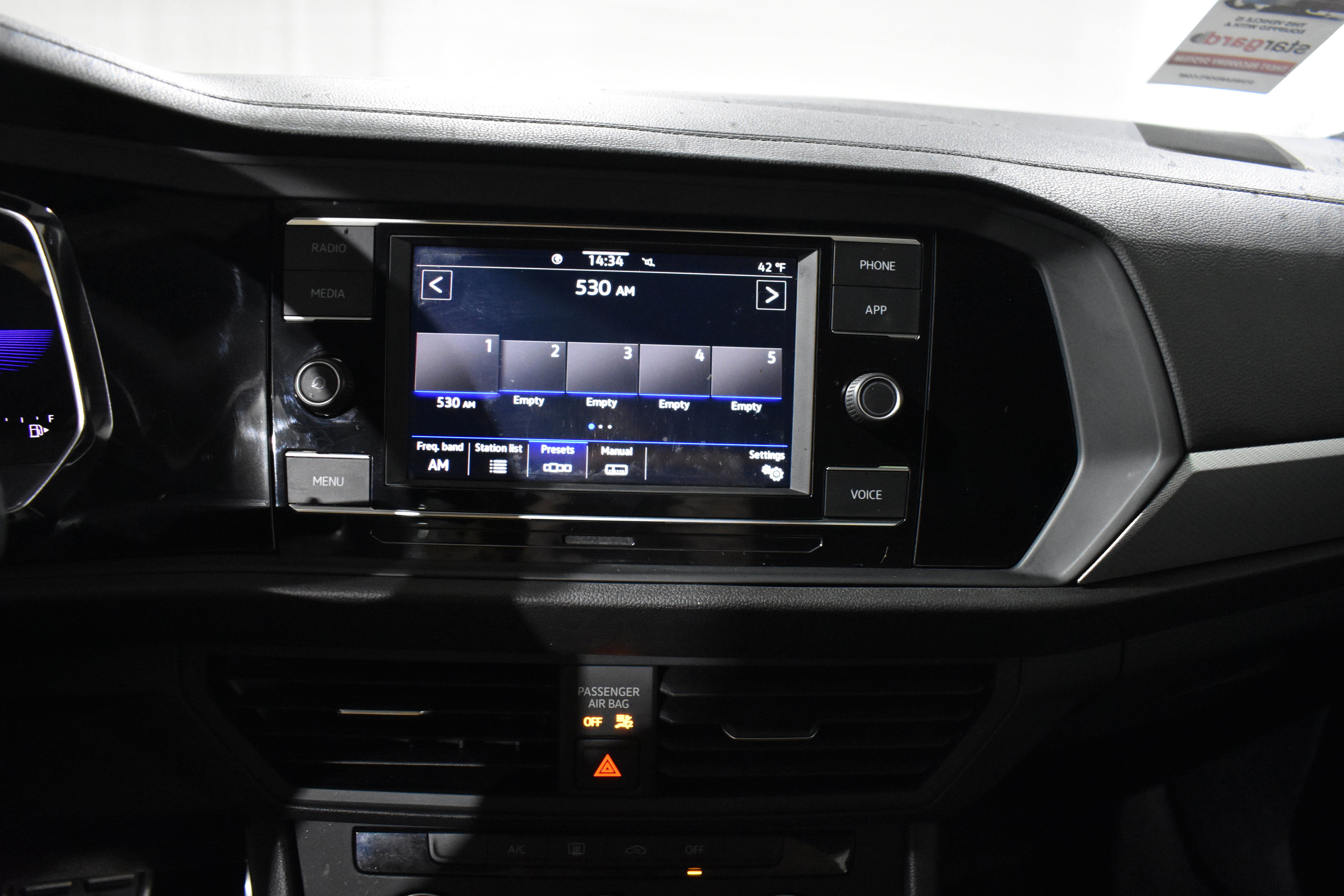 Used 2023 Volkswagen Jetta Sport image 20