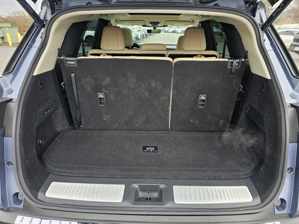 Used 2023 INFINITI QX60 Sensory w/ Vision Package image 19