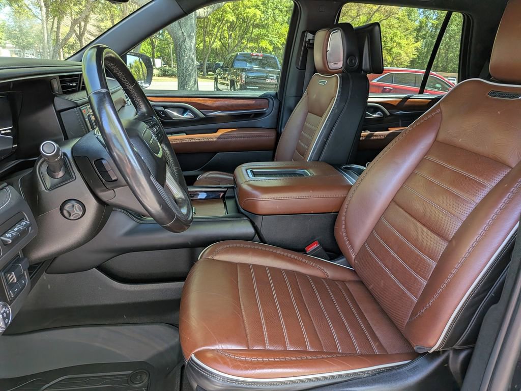 Used 2023 GMC Yukon Denali Ultimate image 26