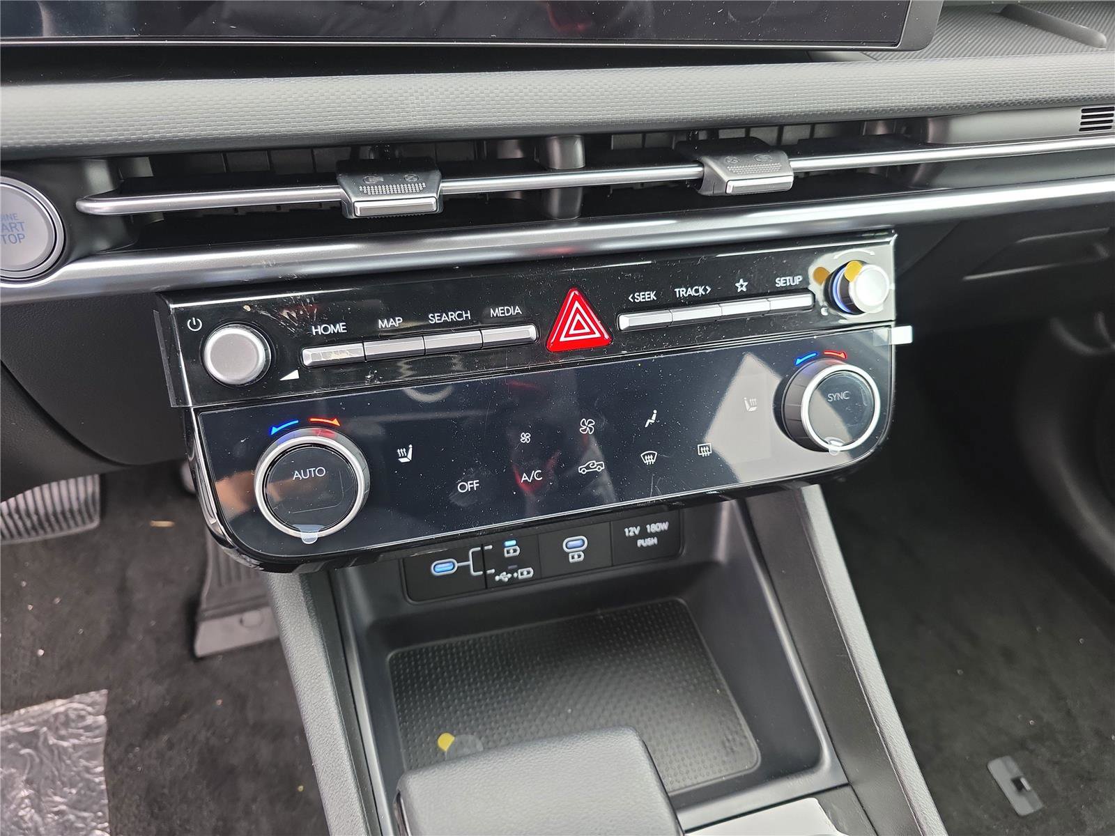 New 2026 Hyundai Santa Cruz SEL image 16