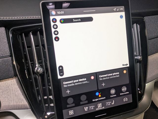 New 2026 Volvo XC90 B6 Ultra w/ Protection Package image 20