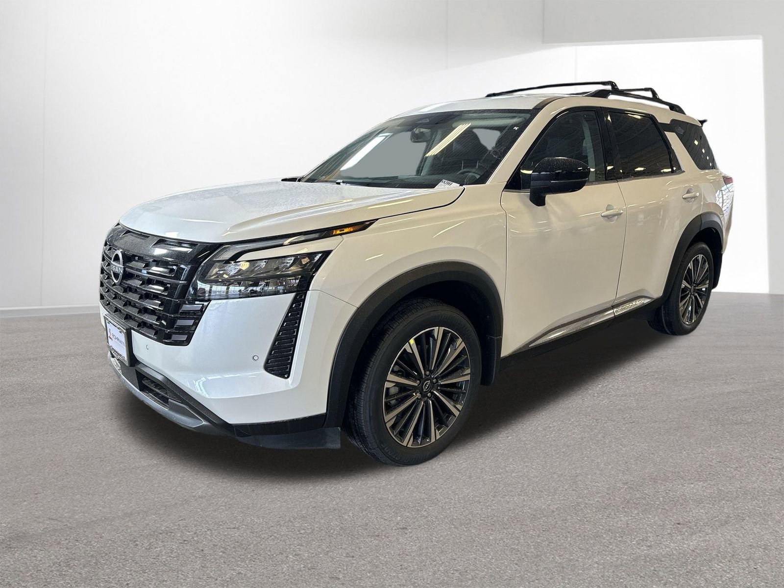New 2026 Nissan Pathfinder Platinum AWD/4WD image 2