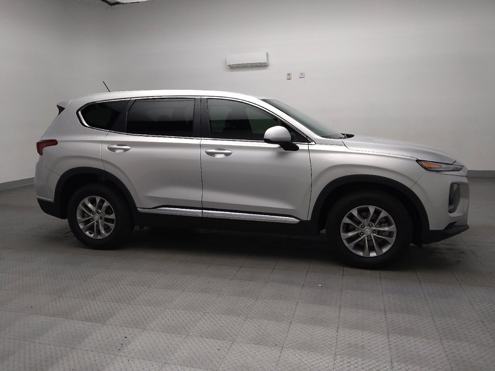 Used 2019 Hyundai Santa Fe SE image 11