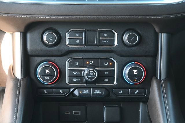 Used 2021 Chevrolet Tahoe Z71 w/ Z71 Signature Package image 18