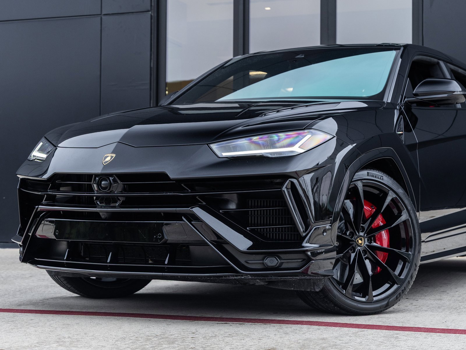Used 2024 Lamborghini Urus S image 3