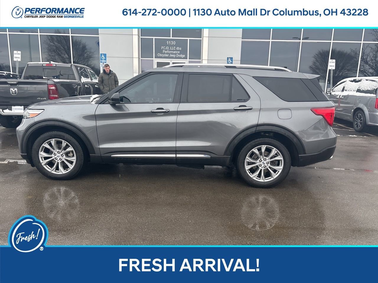 Used 2023 Ford Explorer Limited image 7