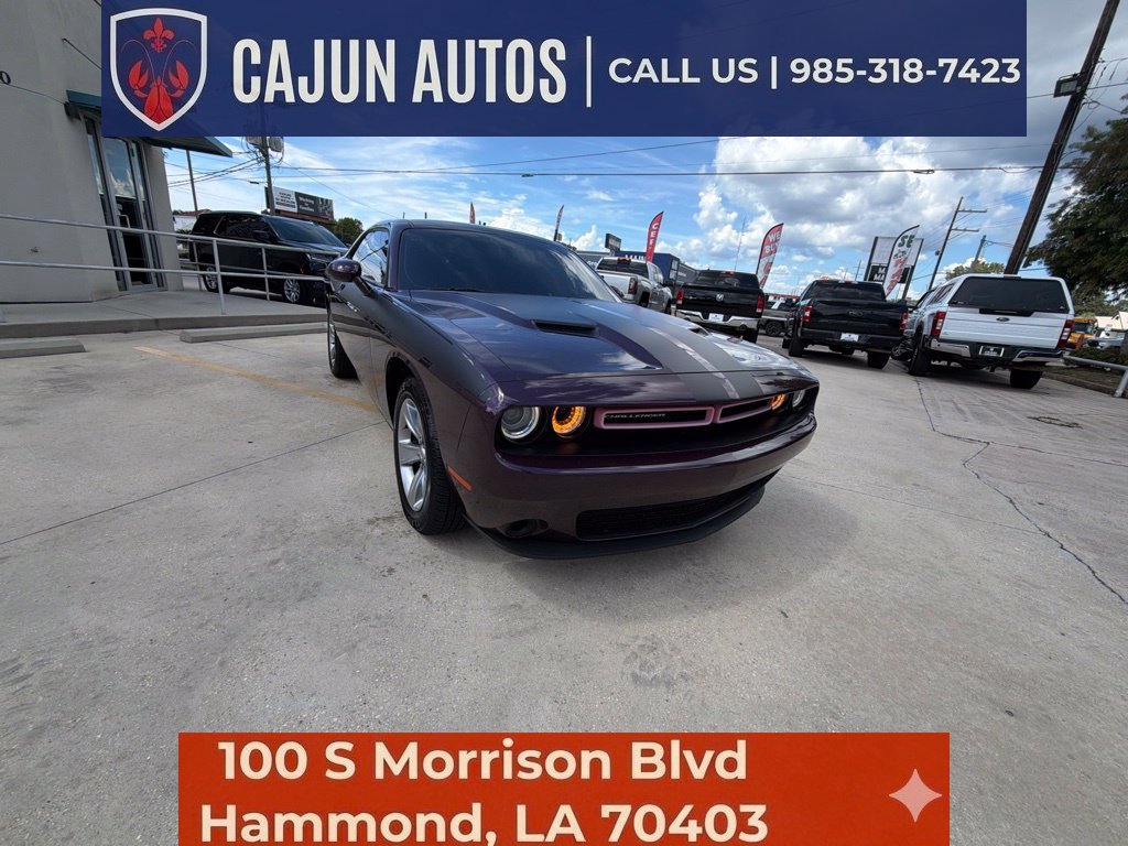 Used 2020 Dodge Challenger SXT RWD image 7