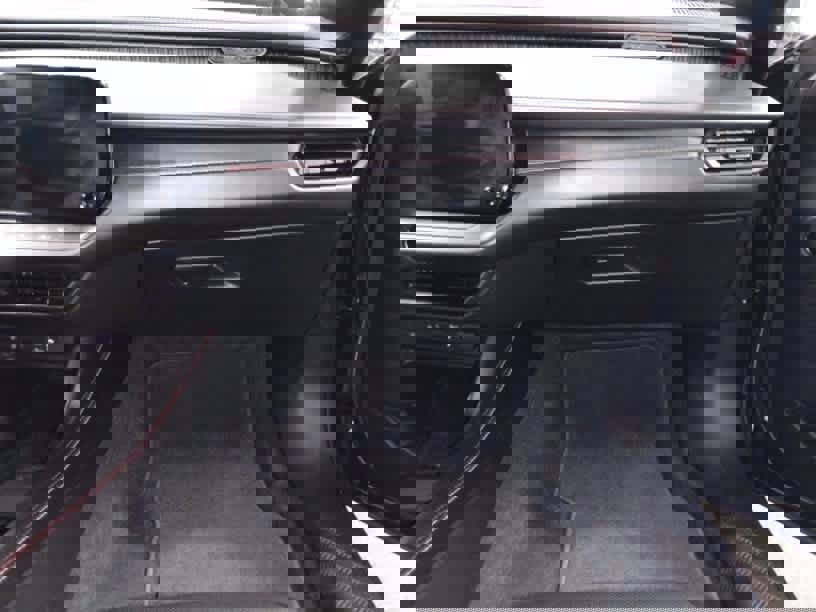 Used 2024 Dodge Charger R/T w/ Plus Group image 21