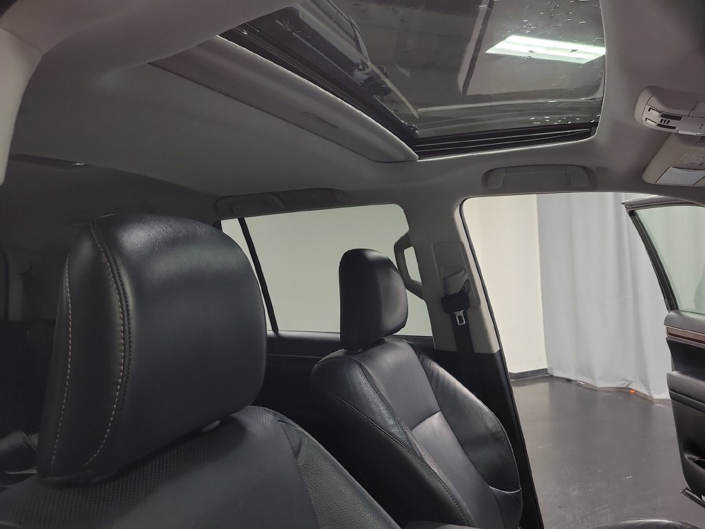Used 2019 Lexus GX 460 Premium AWD/4WD image 35