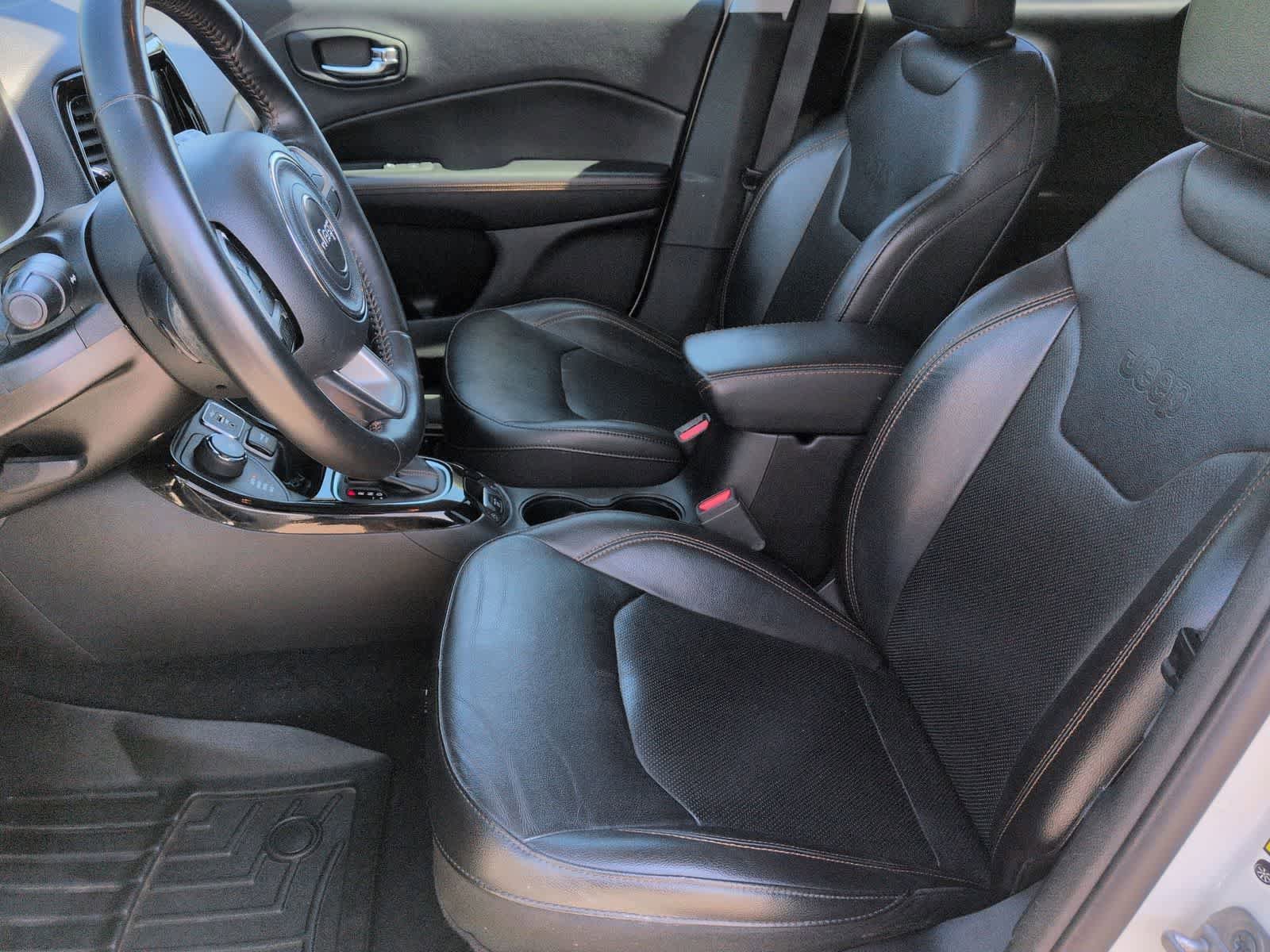 Used 2019 Jeep Compass Limited AWD/4WD image 16