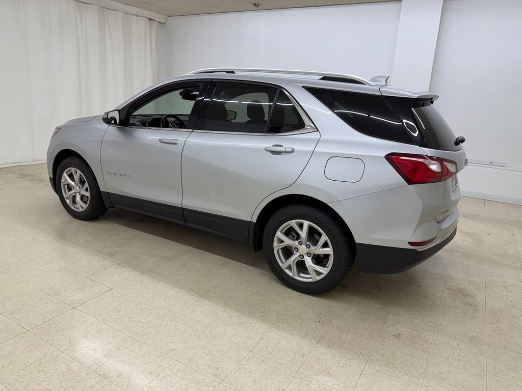 Used 2021 Chevrolet Equinox Premier AWD/4WD image 3