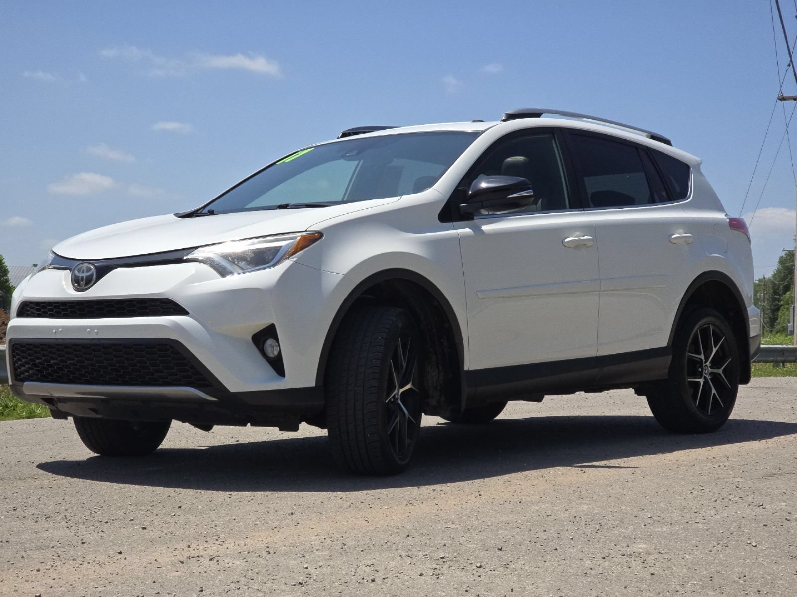 Used 2017 Toyota RAV4 SE w/ Power Extra Value Package AWD/4WD image 15