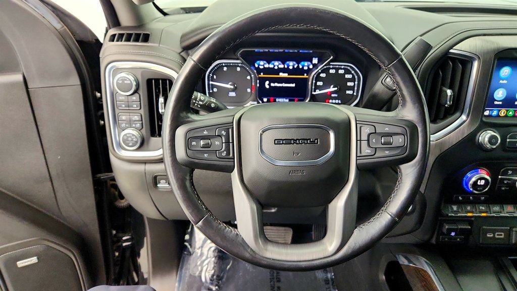 Used 2022 GMC Sierra 2500 Denali w/ Denali Black Diamond Edition AWD/4WD image 14