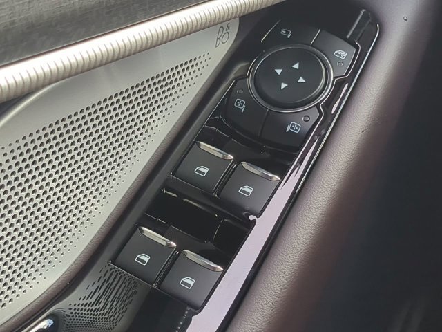 New 2026 Ford Explorer Platinum RWD image 25