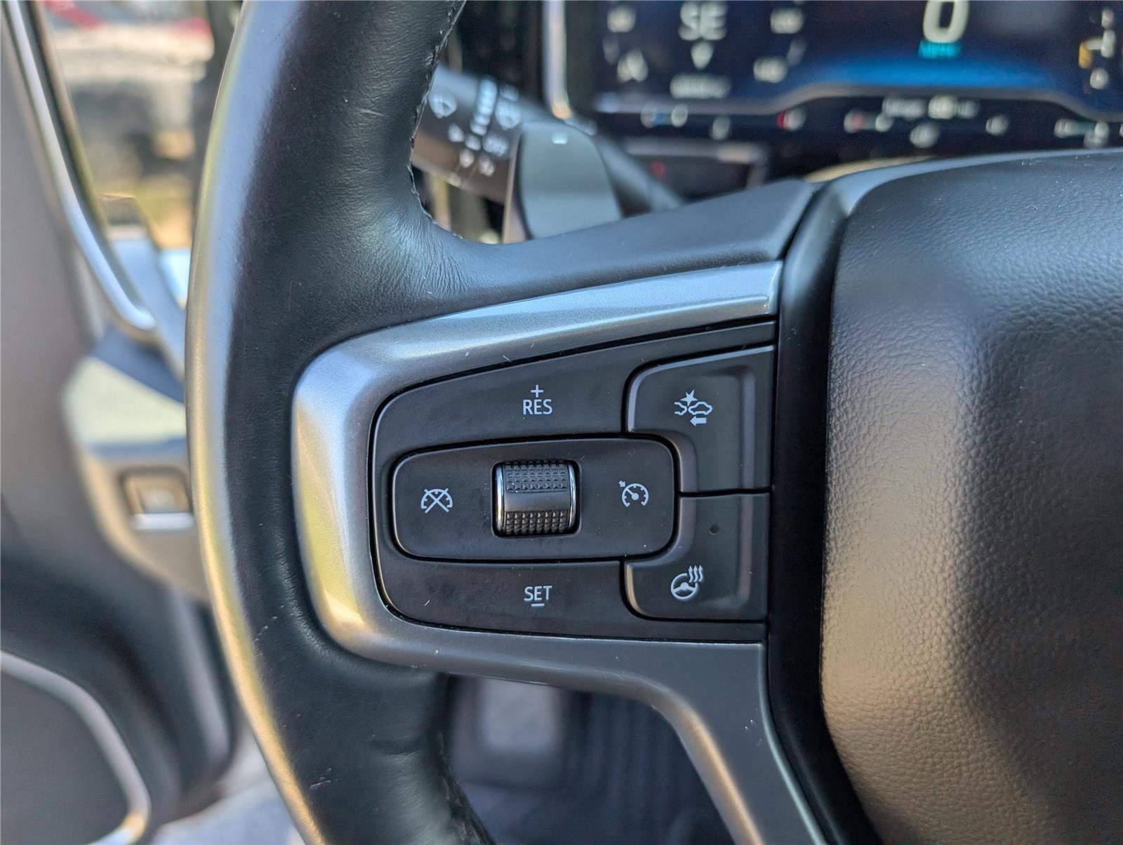 Used 2022 Chevrolet Silverado 1500 RST w/ Convenience Package II AWD/4WD image 23