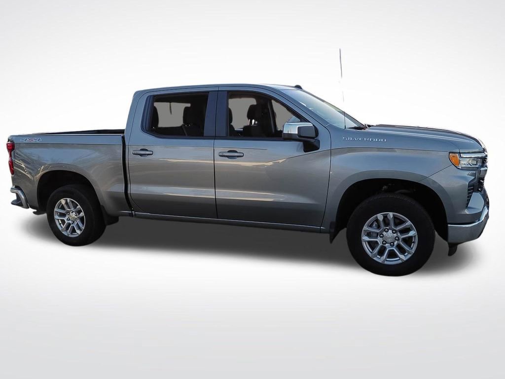 Used 2023 Chevrolet Silverado 1500 LT w/ Protection Package image 8