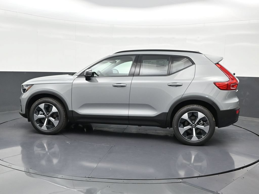 New 2026 Volvo XC40 B5 Plus w/ Protection Package Premier AWD/4WD image 2