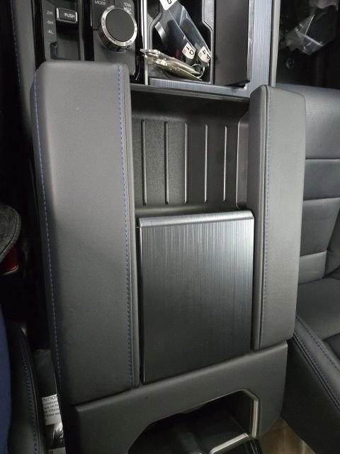 New 2026 Toyota Sequoia Platinum AWD/4WD image 33