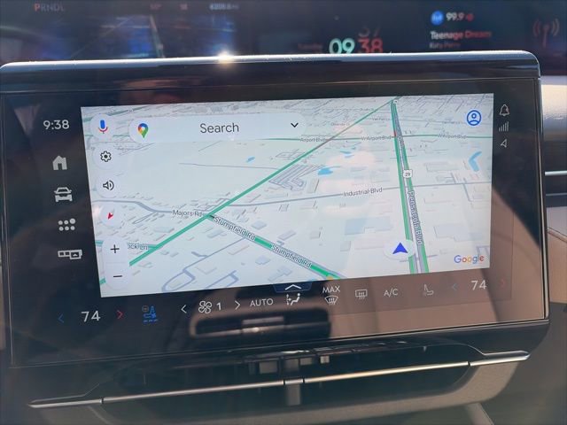 Used 2025 Lincoln Nautilus Premier w/ Equipment Group 102A image 17