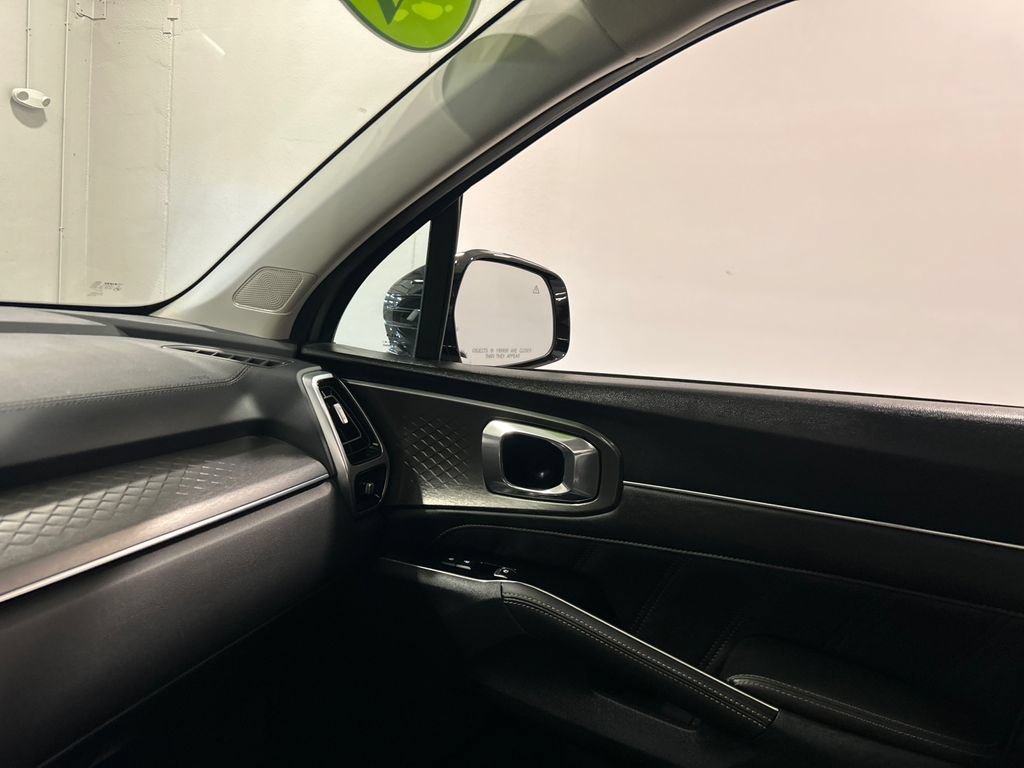 Used 2022 Kia Sorento SX FWD image 26