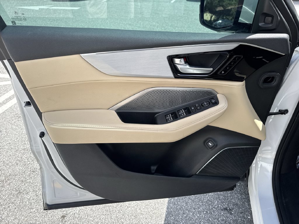 Used 2022 Acura MDX FWD image 39