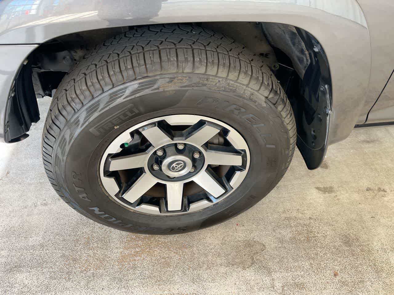 Certified 2020 Toyota 4Runner TRD Off-Road Premium w/ Moonroof Package AWD/4WD image 10