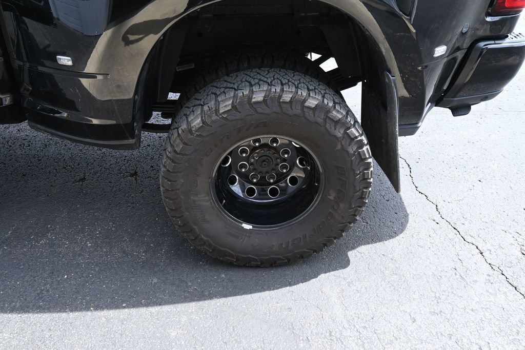 Used 2024 RAM 3500 Laramie w/ Night Edition AWD/4WD image 19