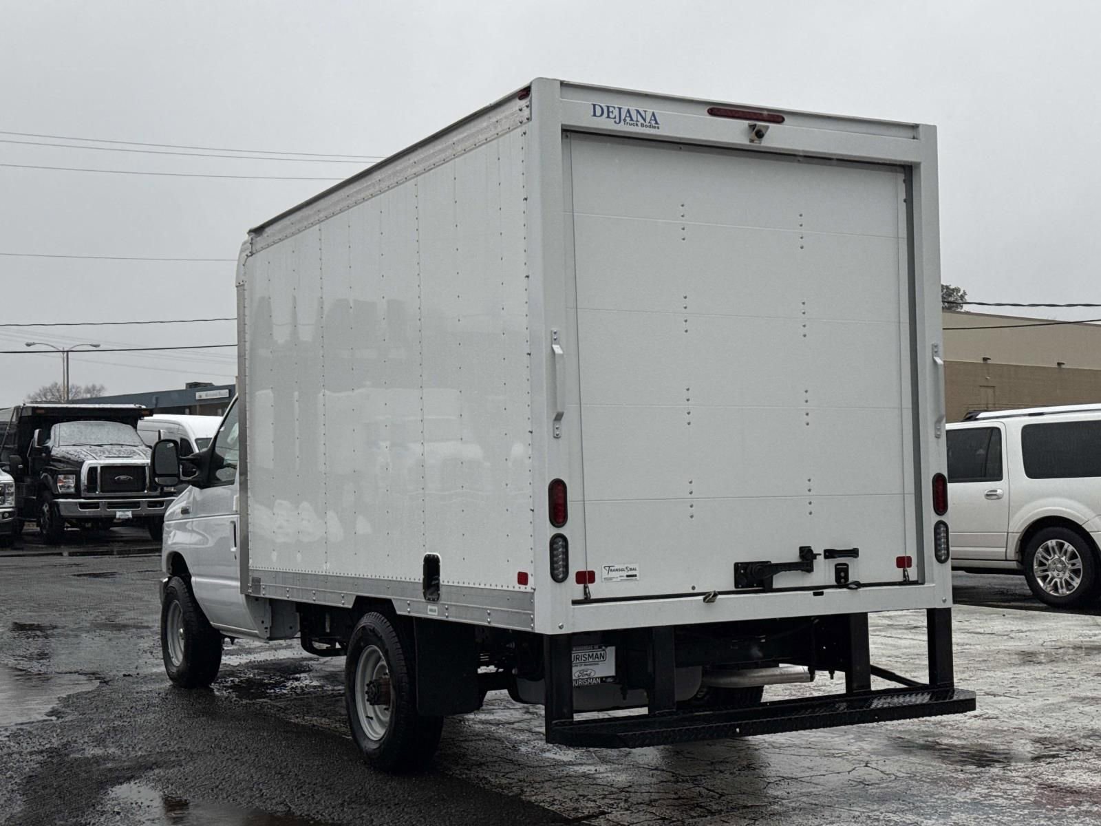 New 2025 Ford E-350 and Econoline 350 Super Duty w/ Power Equipment Group RWD image 5