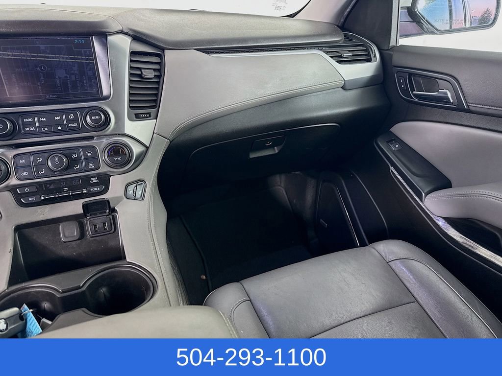 Used 2019 Chevrolet Suburban LT image 24