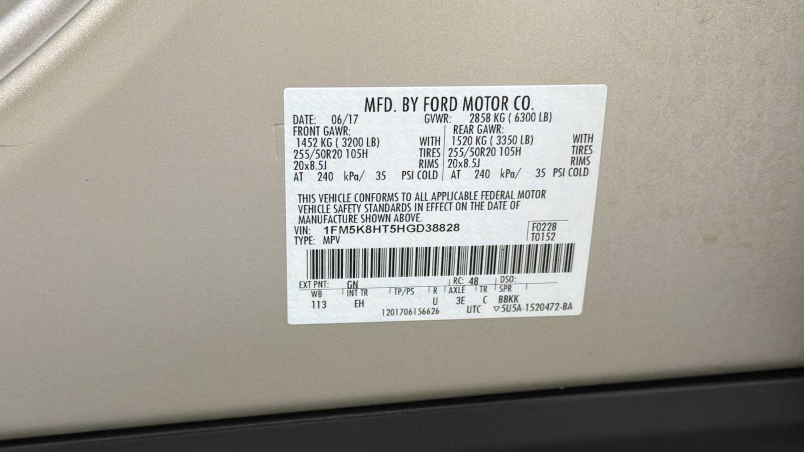 Used 2017 Ford Explorer Platinum AWD/4WD image 11