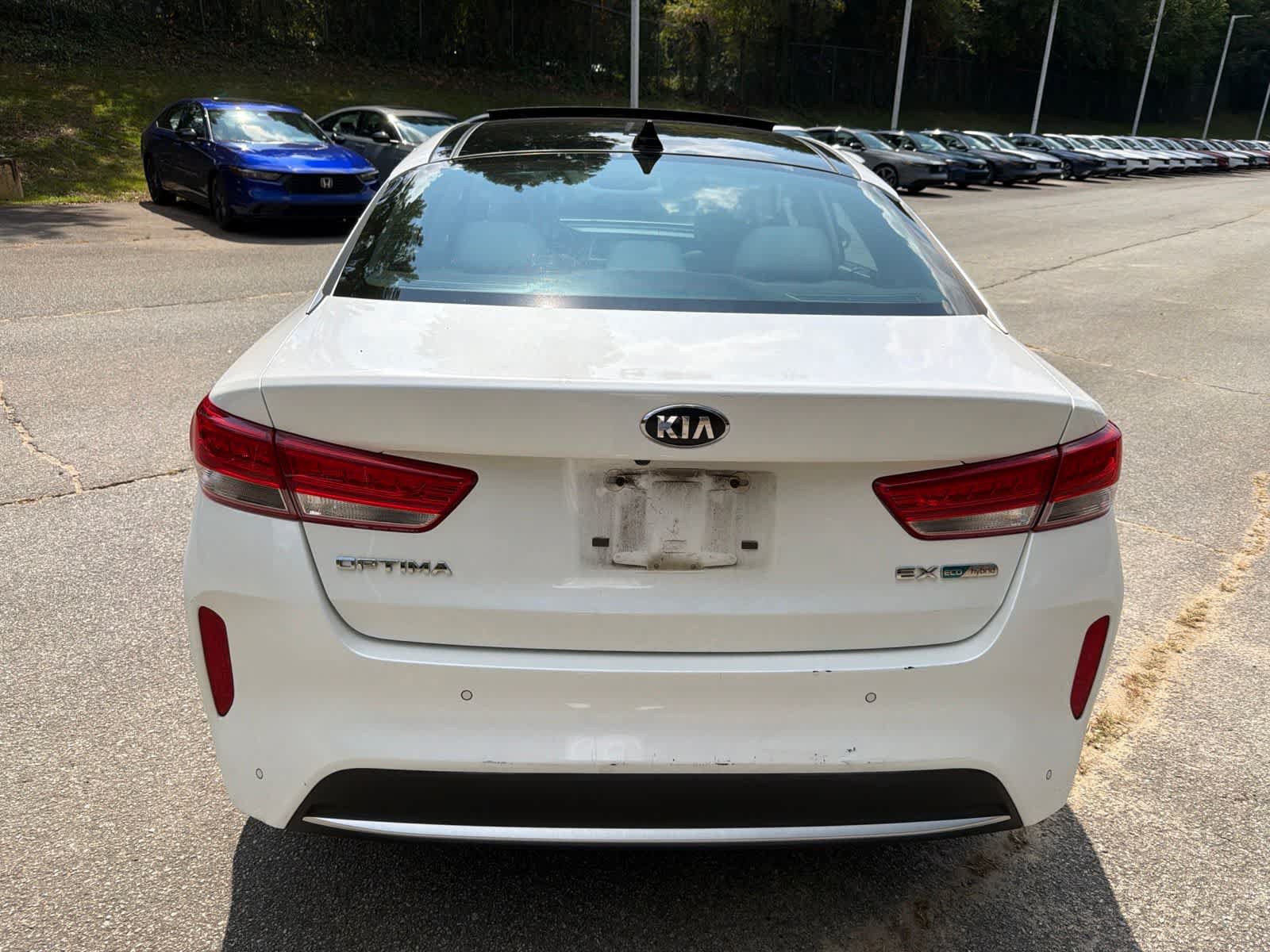 Used 2017 Kia Optima EX w/ Technology Package FWD image 10