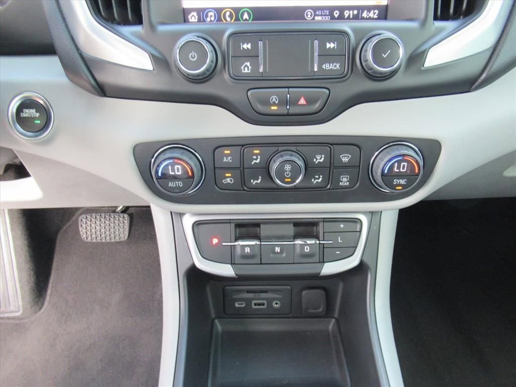 Used 2023 GMC Terrain SLT w/ Infotainment Package II FWD image 26