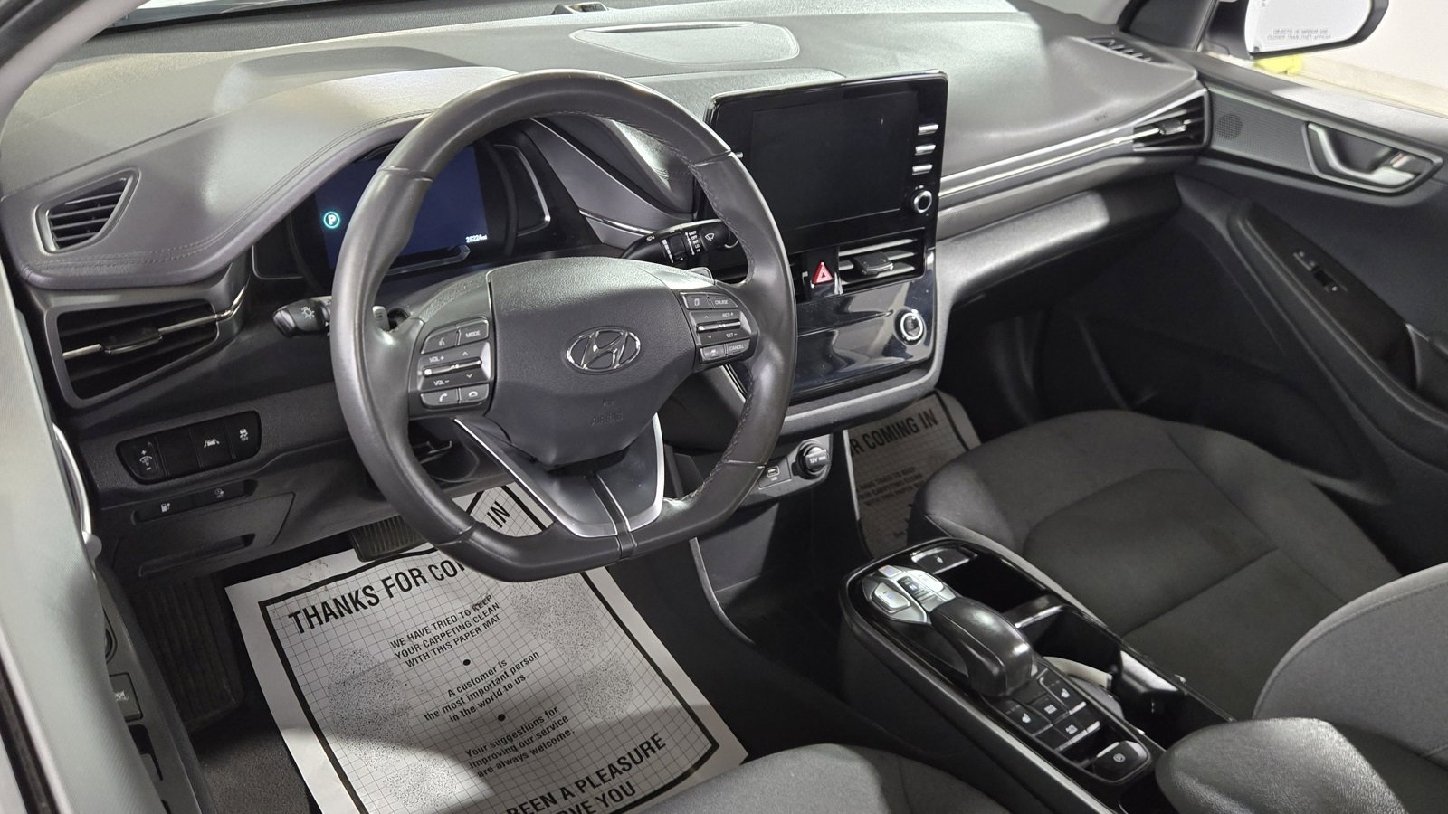 Used 2021 Hyundai Ioniq SE image 9