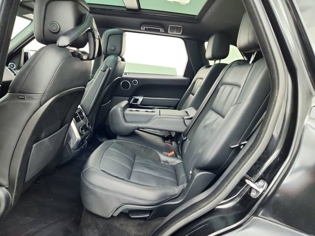 Used 2020 Land Rover Range Rover Sport HST image 26