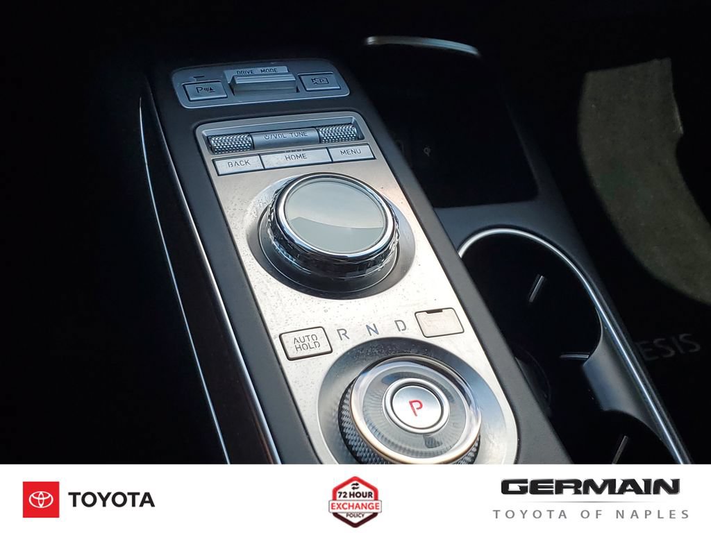 Used 2022 Genesis GV70 2.5T w/ Select Package AWD/4WD image 28